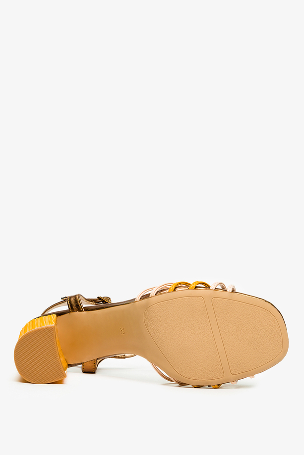 Żółte sandały Casu t-bar na szerokim ozdobnym słupku ER21X8/Y