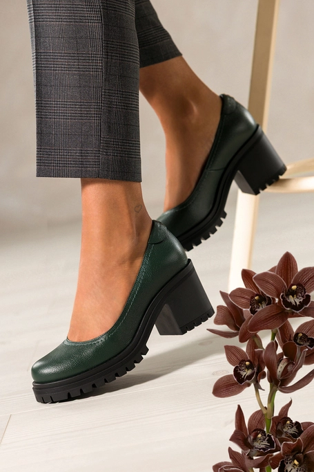 Zielone półbuty skórzane damskie na szerokim klocku bieżnikowana platforma PRODUKT POLSKI Casu 79805