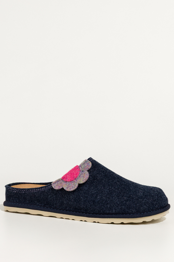 Granatowe kapcie damskie Inblu obuwie domowe z wyjmowaną skórzaną wkładką ozdobny kwiat XH999956