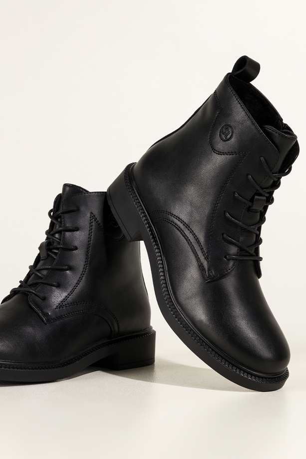 Czarne botki skórzane damskie Sergio Leone na szerokim klocku ozdobna podeszwa sznurowane YG74827-H