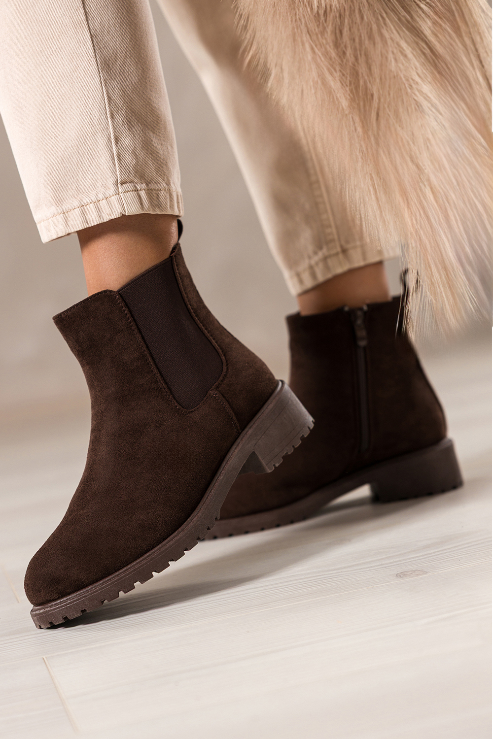 Czekoladowe botki damskie na bienikowanej podeszwie guma w cholewce Casu YZ844-7