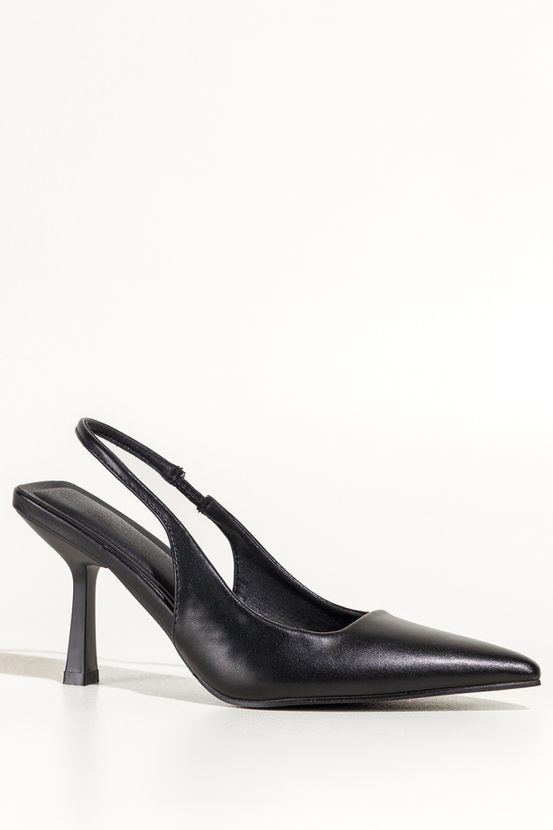 Czarne czółenka damskie szpilki z odkrytą piętą obcas kieliszek pasek z elastyczna gumą Carla 4761