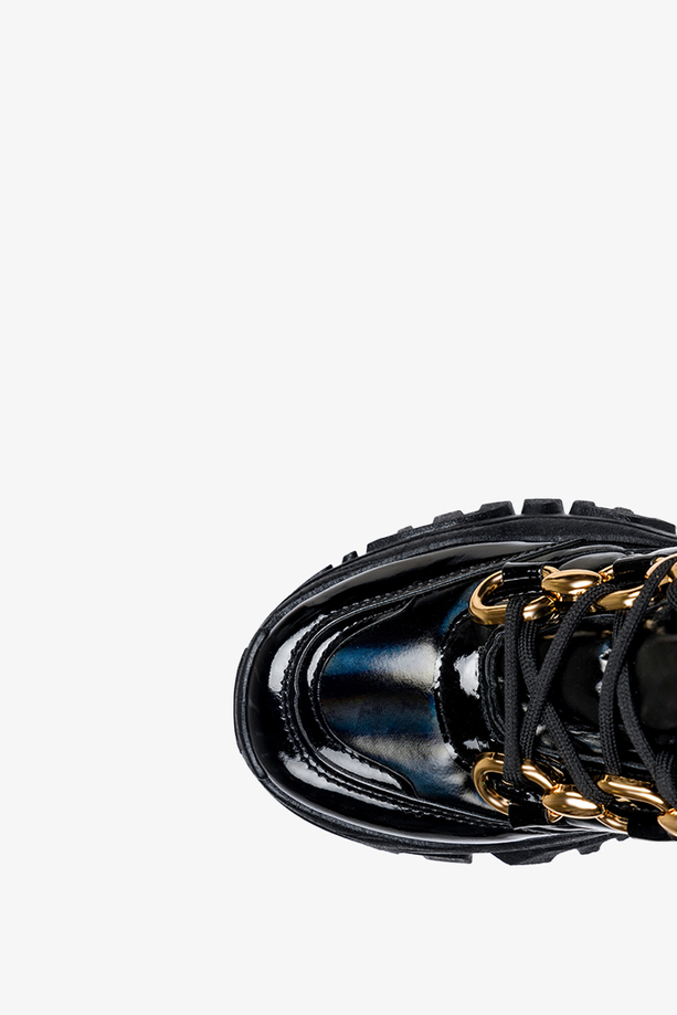 Czarne botki sneakersy z futerkiem sznurowane Casu MF263