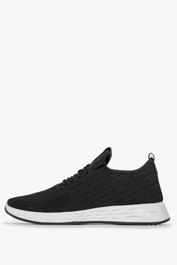 Czarne buty sportowe sznurowane Casu 36/4/21/B