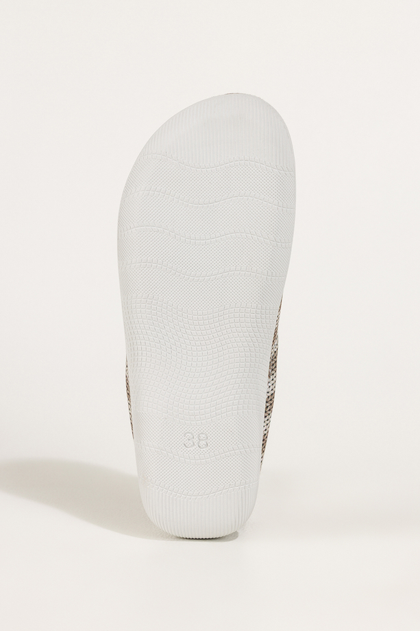 Beżowe kapcie damskie Inblu obuwie domowe z misiem wkładka soft VX589499