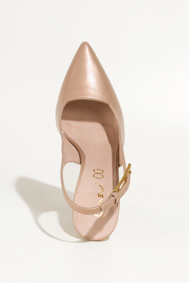 Beżowe czółenka skórzane damskie szpilki ze złotą powłoką z odkrytą piętą złoty obcas kieliszek PRODUKT POLSKI Casu 7007-852