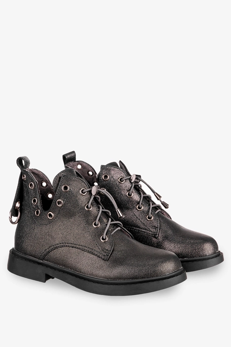 Grafitowe trzewiki błyszczące sznurowane Casu HF8637-2
