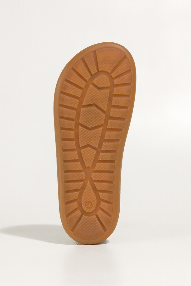 Bordowe półbuty barefoot skórzane damskie szerokie na elastycznej płaskiej podeszwie cholewka z przeszyciami bordowe sznurówki PRODUKT POLSKI Casu M8669