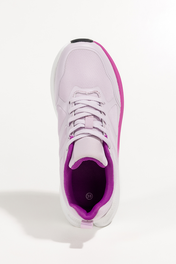 Fioletowe sneakersy damskie buty sportowe na siłownię biała platforma fioletowe wstawki sznurowane Casu 9026-3