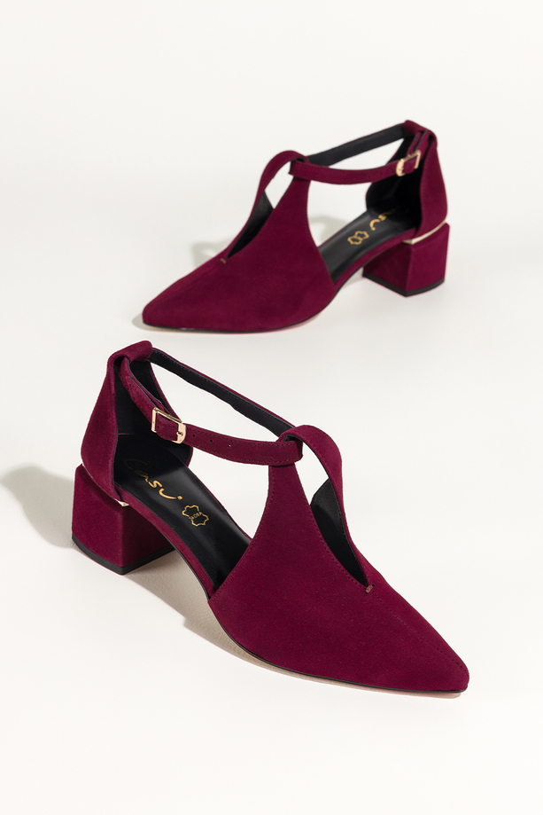 Bordowe czółenka skórzane damskie na ozdobnym klocku pasek wokół kostki PRODUKT POLSKI Casu 7690-656