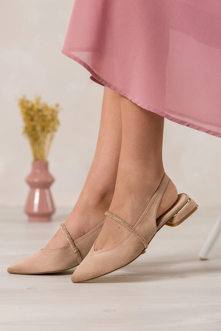 Beżowe baleriny damskie na ozdobnym klocku z gumką na cholewce pasek z cyrkoniami skórzana wkładka Casu D25X9-BE
