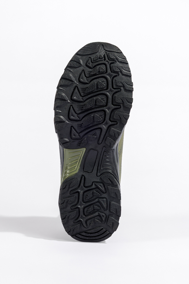 Zielone buty trekkingowe damskie buty sportowe softshell na bieżnikowanej podeszwie sznurowane czarne wstawki Carla 8046