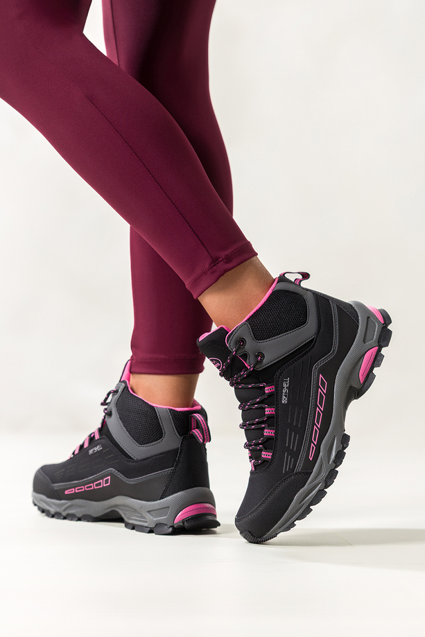 Czarne buty trekkingowe damskie z fuksjowymi dodatkami sznurowane softshell Casu Y7994-2