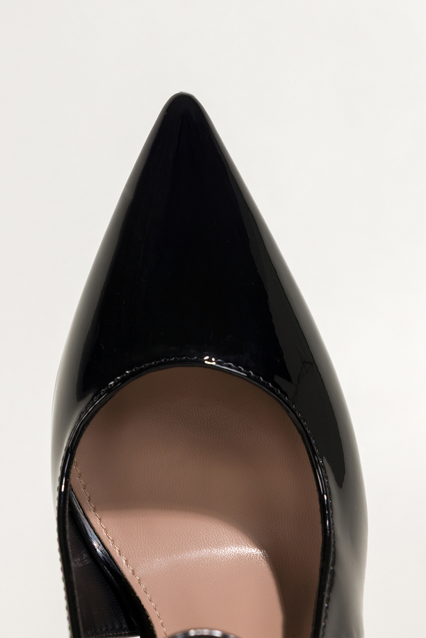 Czarne czółenka damskie lakierowane szpilki wycięcia na cholewce pasek wokół kostki Carla 641-8