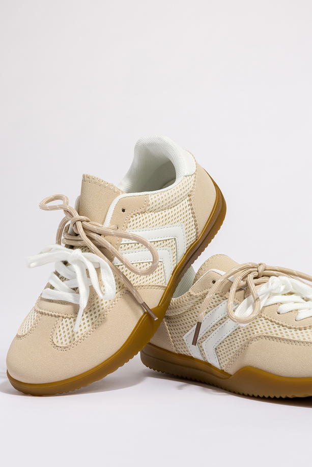 Beżowe sneakersy damskie buty sportowe na płaskiej elastycznej podeszwie podwójne sznurówki Casu C2050-3