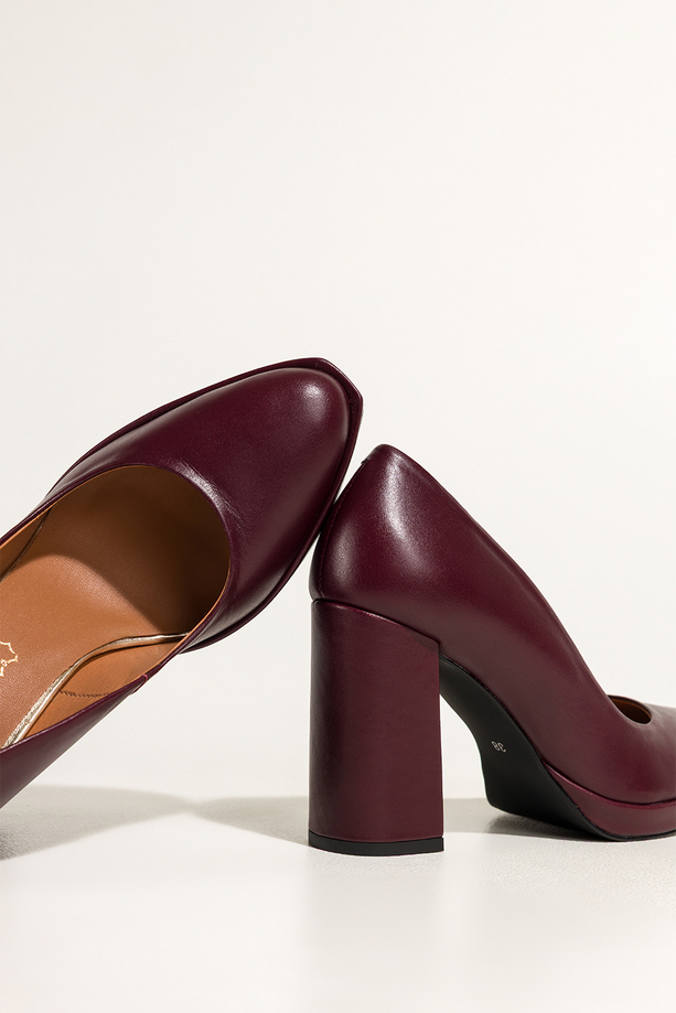 Bordowe czółenka skórzane damskie na słupku PRODUKT POLSKI Casu 7253-771