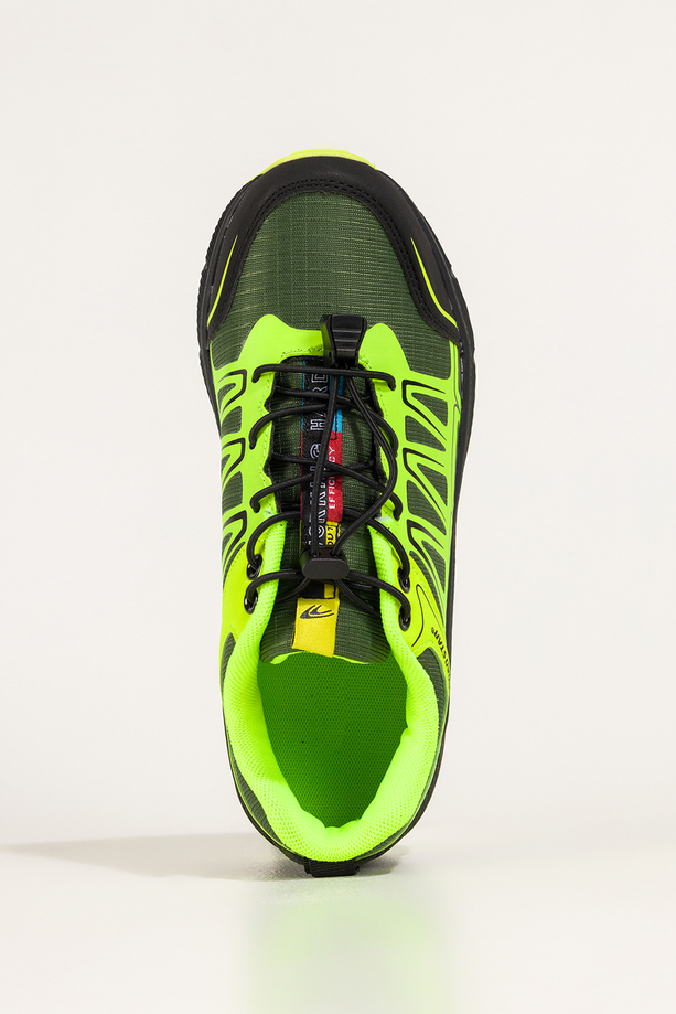 Zielone buty sportowe trekkingowe damskie na bieżnikowanej podeszwie z regulowaną elastyczną sznurówką seledynowe wstawki Casu 7494-5D