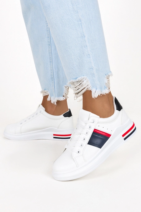 Białe sneakersy na platformie damskie buty sportowe sznurowane Casu J2135-2