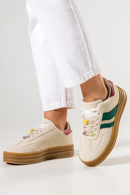 Beżowe sneakersy damskie buty sportowe na platformie podwójne sznurówki z ozdobami Casu L-526