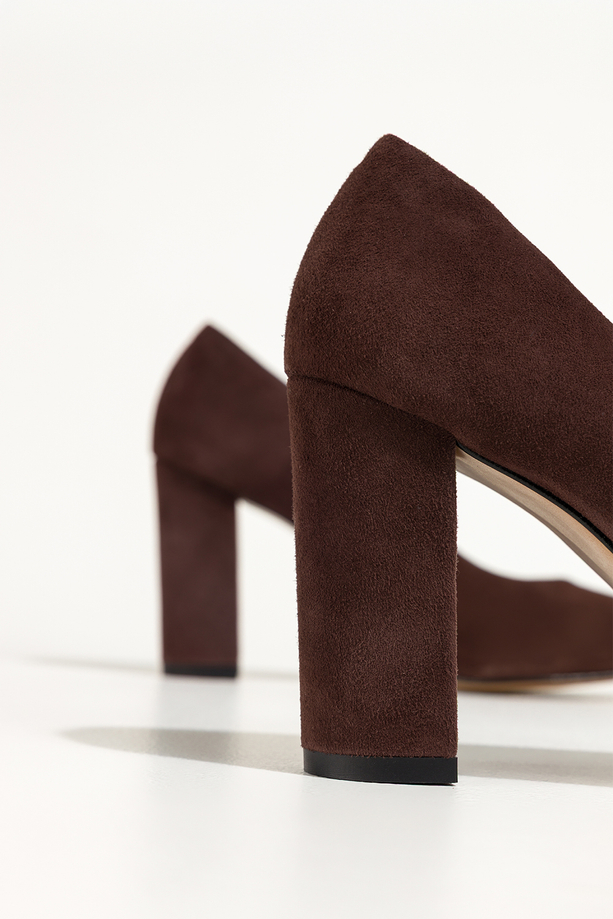 Czekoladowe czółenka skórzane damskie na słupku PRODUKT POLSKI Casu 6986-648