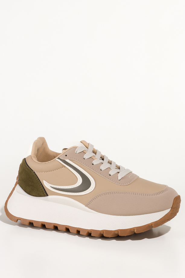 Beżowe sneakersy damskie buty sportowe na bieżnikowanej platformie sznurowane kremowe wstawki Casu 3969