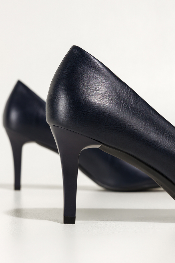 Granatowe szpilki damskie Sergio Leone skórzana wkładka 8663