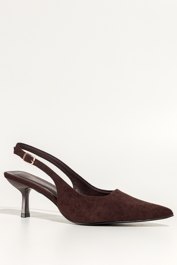 Czekoladowe czółenka damskie szpilki z odkrytą piętą obcas kieliszek pasek z elastyczna gumą Carla 11797