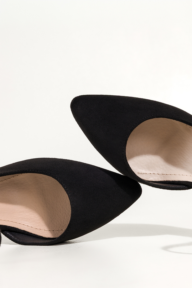 Czarne czółenka Sergio Leone na słupku z odkrytą piętą skórzana wkładka HP553