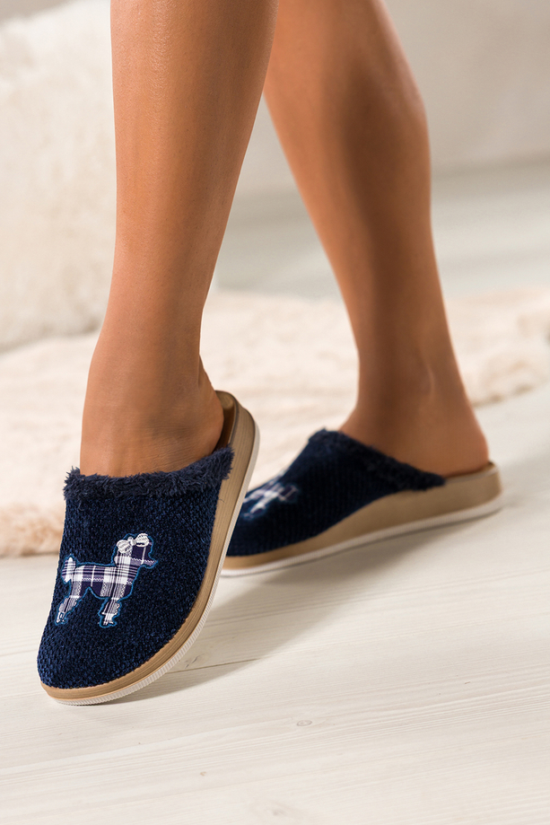 Granatowe kapcie damskie Inblu obuwie domowe z aplikacją psa skórzana wkładka soft XG999957