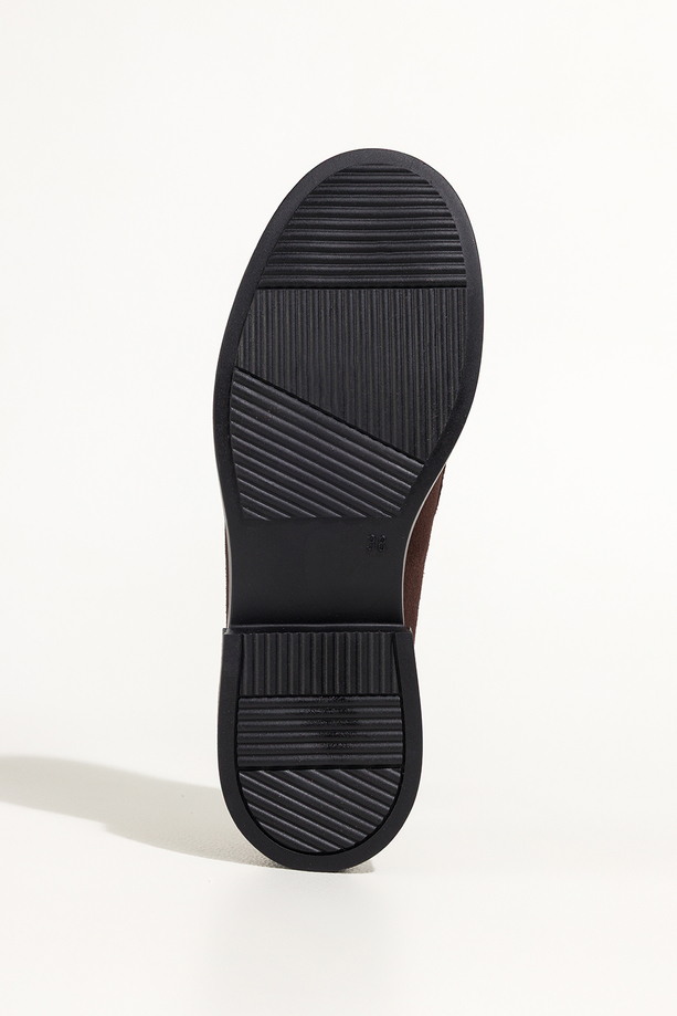 Czekoladowe mokasyny skórzane damskie ze złotą ozdobą PRODUKT POLSKI Casu 79825