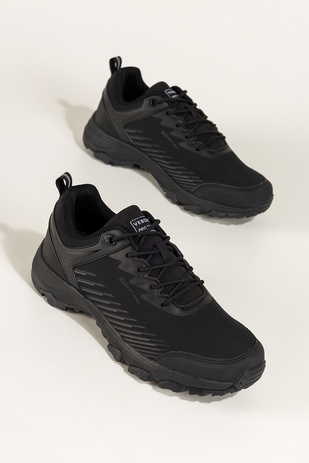 Czarne buty trekkingowe damskie buty sportowe softshell na bieżnikowanej podeszwie szare wstawki sznurowane Carla EY0976-7