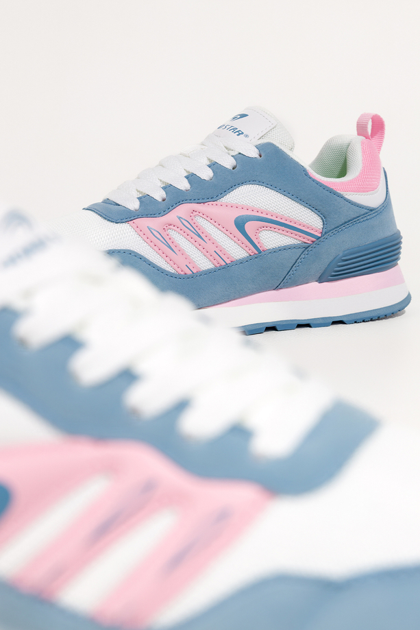 Niebieskie sneakersy damskie buty sportowe na żłobionej podeszwie sznurowane białe i różowe wstawki Casu 7398-88D