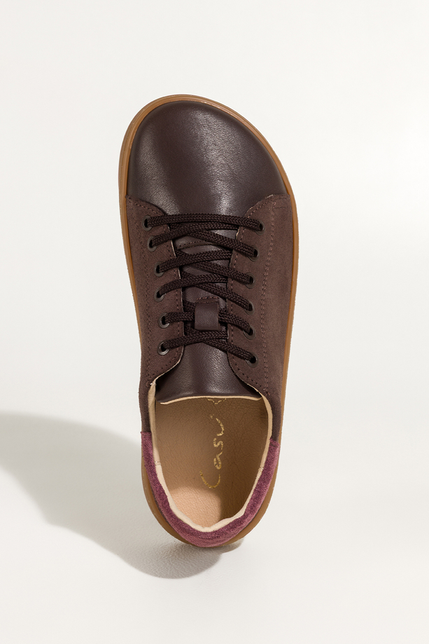 Czekoladowe półbuty barefoot skórzane damskie szerokie na elastycznej platformie bordowe wstawki sznurowane PRODUKT POLSKI Casu M8879H7