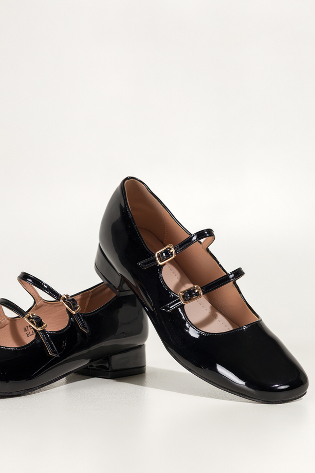 Czarne baleriny damskie lakierowane Mary Jane z paskami niski obcas klocek Carla ZR84K