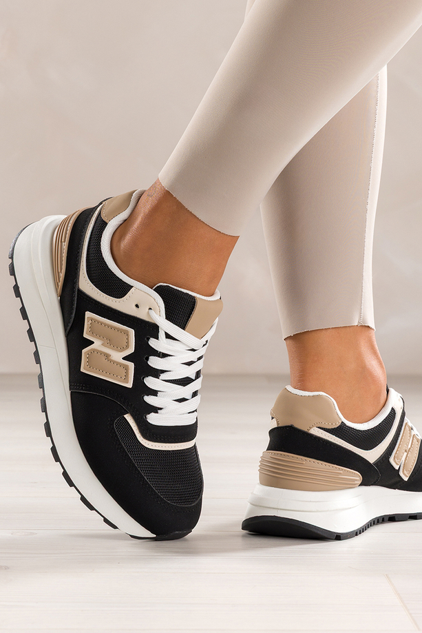 Czarne sneakersy damskie buty sportowe z perforacją na białej platformie beżowe wstawki  sznurowane Casu BB-864