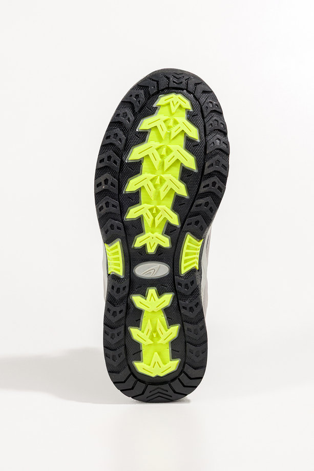 Szare buty sportowe trekkingowe damskie na bieżnikowanej podeszwie z regulowaną elastyczną sznurówką Casu RS-2503-7W 