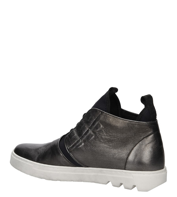 BOTKI NESSI 853/N