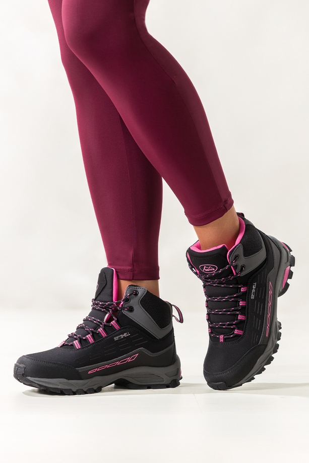 Czarne buty trekkingowe damskie z fuksjowymi dodatkami sznurowane softshell Casu Y7994-2