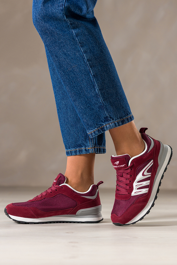 Bordowe sneakersy damskie buty sportowe na żłobionej podeszwie sznurowane białe wstawki Casu 7398-1D