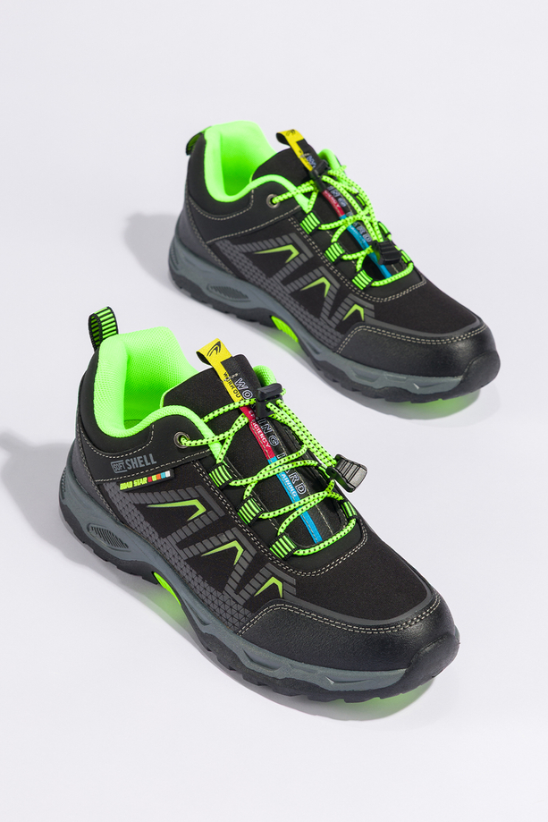 Czarne buty trekkingowe damskie buty sportowe na bieżnikowanej podeszwie z regulowaną elastyczną sznurówką seledynowe wstawki softshell Casu 2213-4W