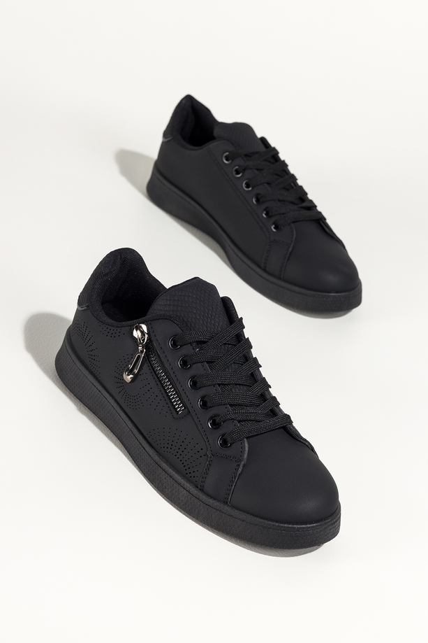 Czarne sneakersy damskie buty sportowe z ozdobnym zamkiem sznurowane Casu DXU-32