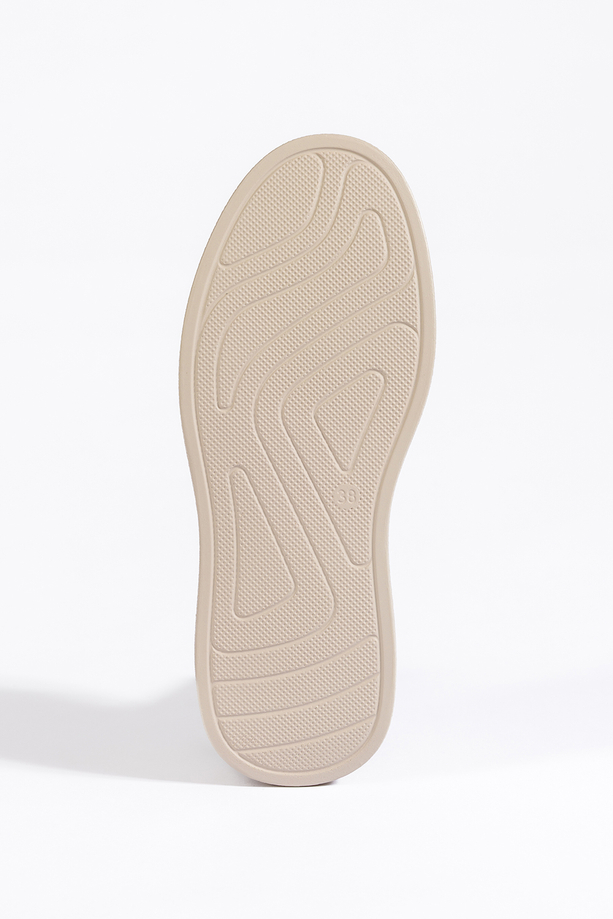 Zielone sneakersy skórzane damskie creepersy na platformie sznurowane Carla 2323