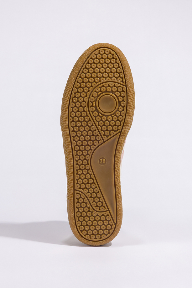 Kremowe sneakersy skórzane damskie buty sportowe z różowymi wstawkami sznurowane PRODUKT POLSKI Casu N1068