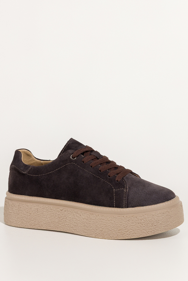 Brązowe sneakersy skórzane damskie creepersy na platformie sznurowane Carla 7593