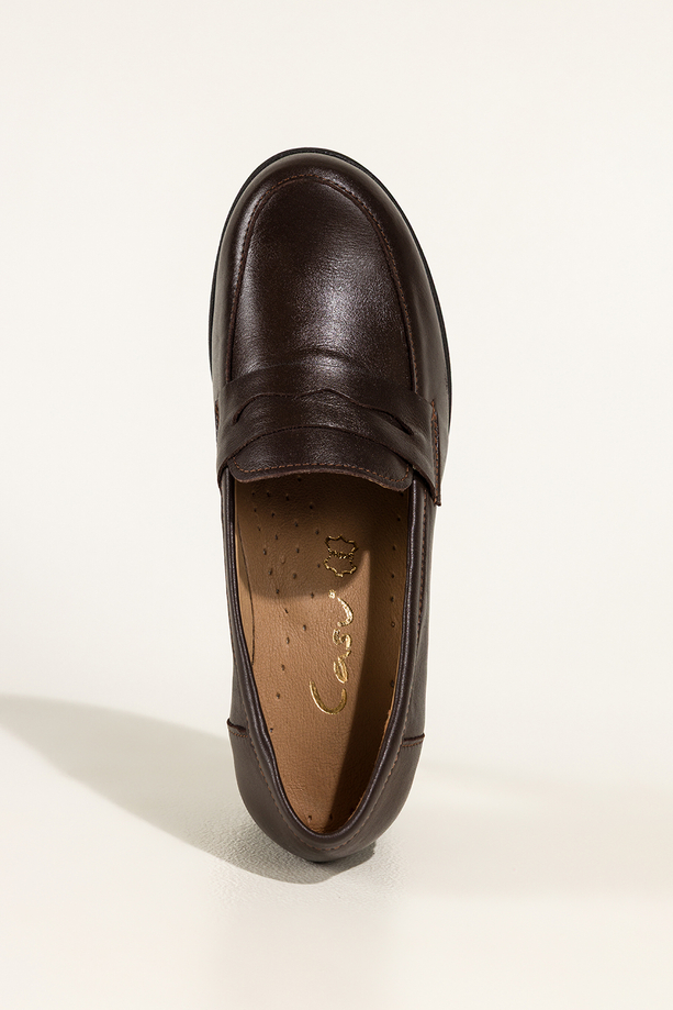 Czekoladowe mokasyny skórzane damskie na szerokim klocku ozdobny pasek PRODUKT POLSKI Casu 2762