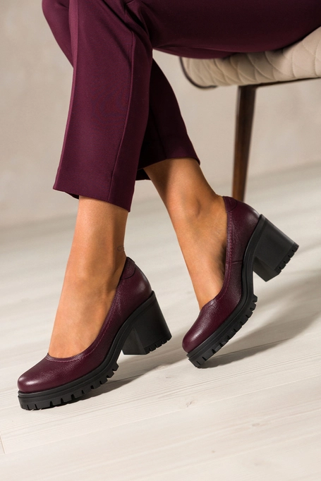Bordowe półbuty skórzane damskie na szerokim klocku bieżnikowana platforma PRODUKT POLSKI Casu 79805