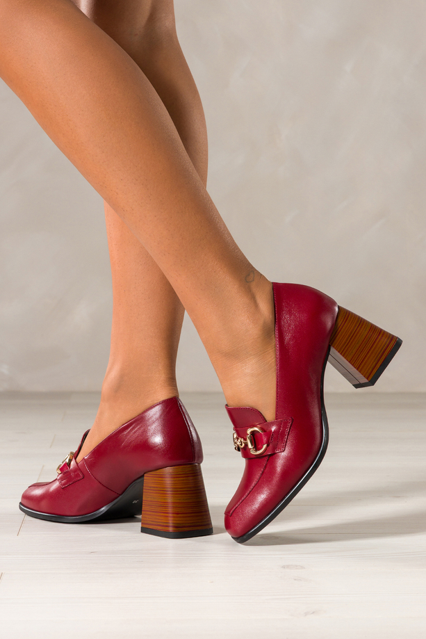 Bordowe mokasyny skórzane damskie na ozdobnym klocku złota sprzączka PRODUKT POLSKI Casu 7317-768