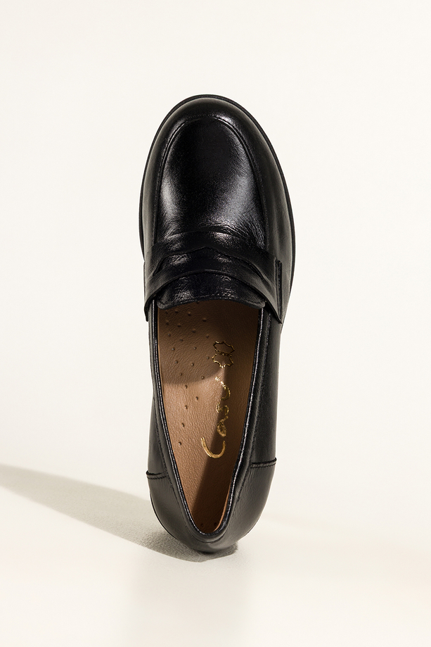 Czarne mokasyny skórzane damskie na szerokim klocku ozdobny pasek PRODUKT POLSKI Casu 2762