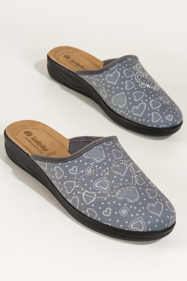 Szare kapcie damskie Inblu obuwie domowe serca z cyrkoniami wkładka soft XU989Y99