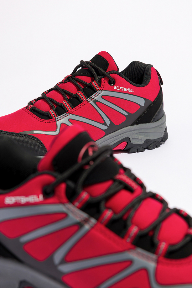 Czerwone buty trekkingowe damskie z czarnymi dodatkami sznurowane softshell Casu B2111-4